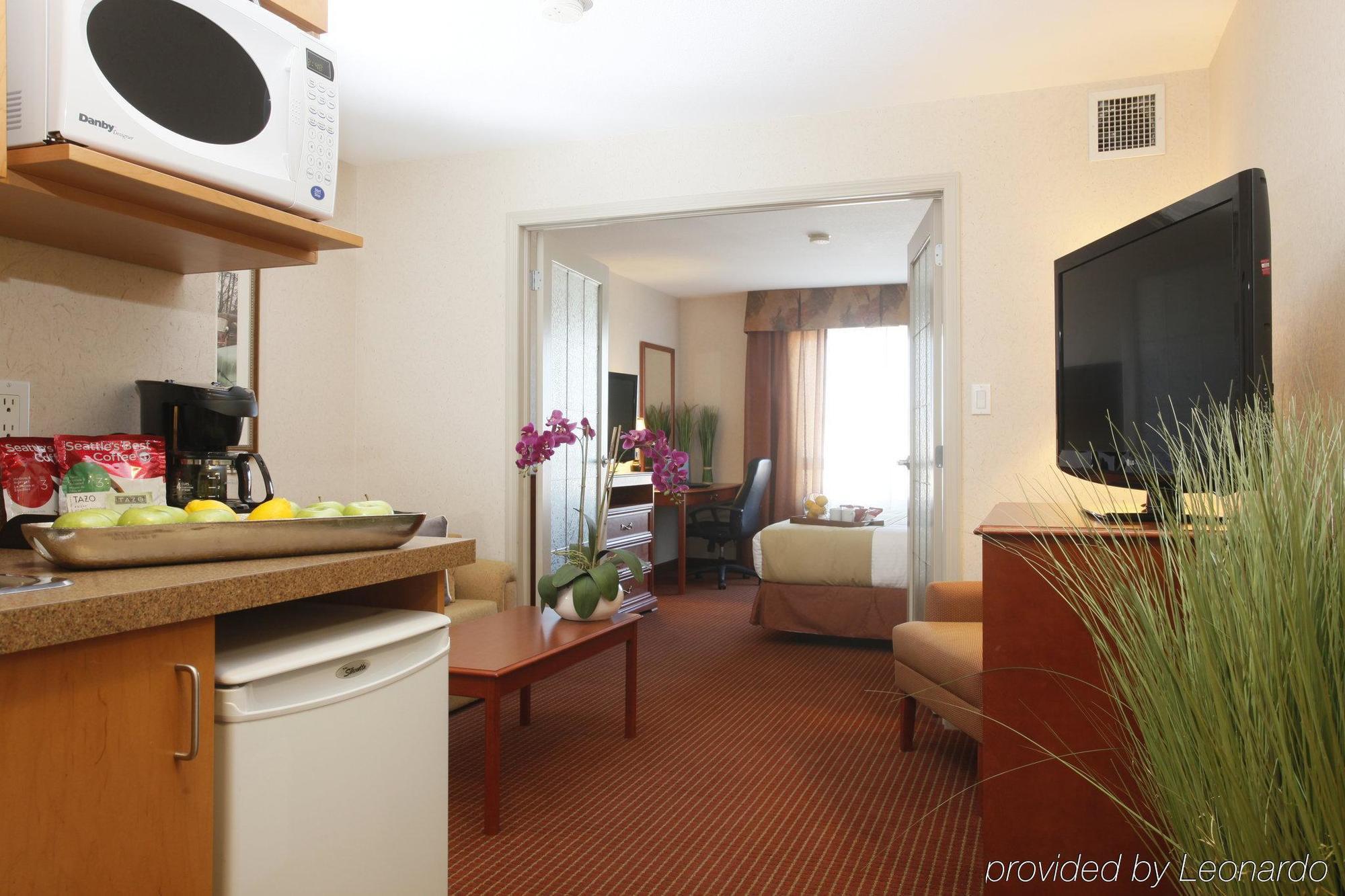Stonebridge Hotel Dawson Creek Εξωτερικό φωτογραφία