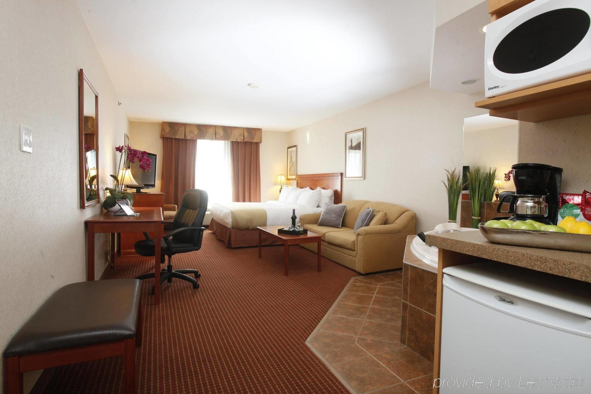 Stonebridge Hotel Dawson Creek Εξωτερικό φωτογραφία