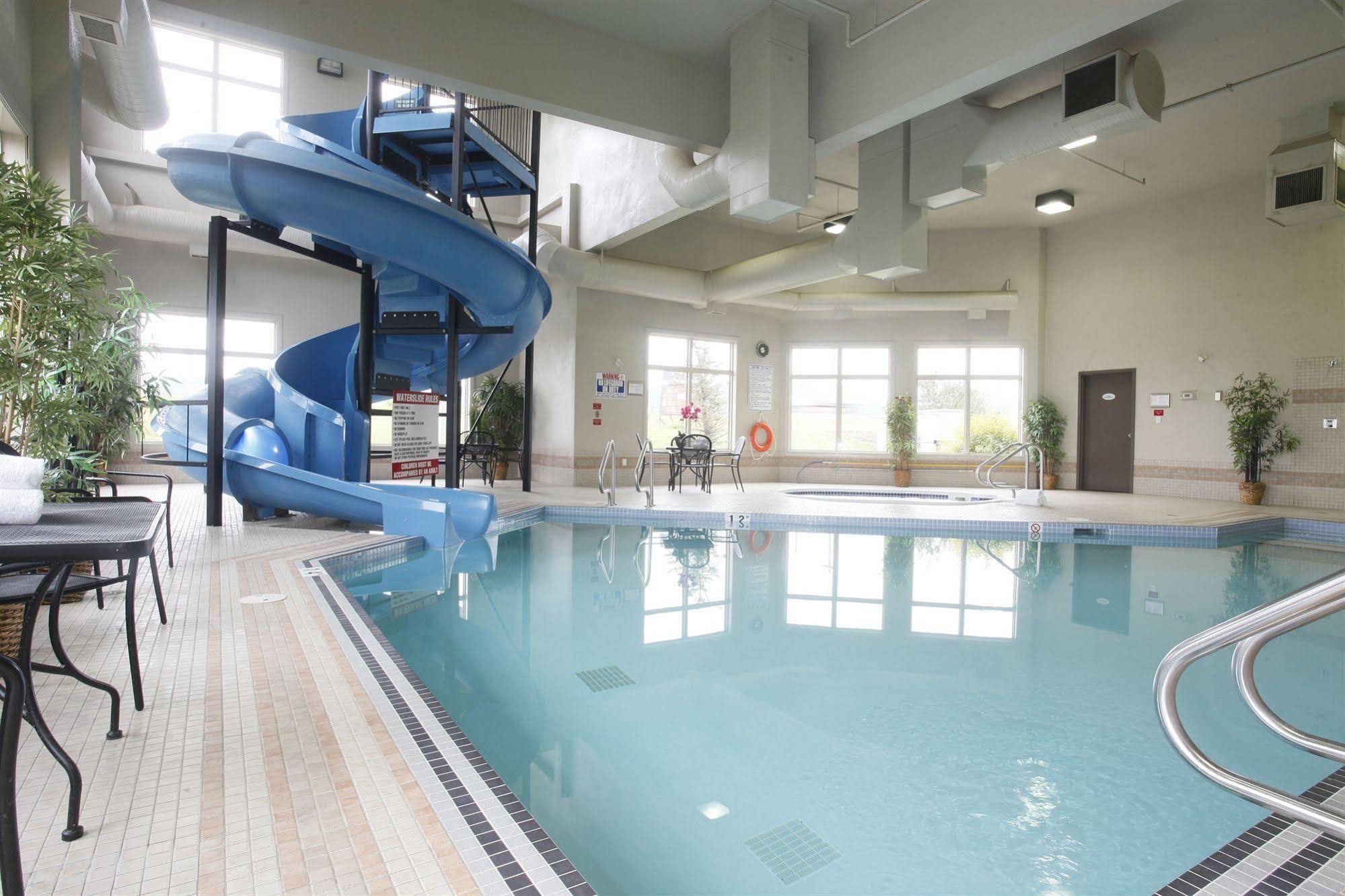 Stonebridge Hotel Dawson Creek Εξωτερικό φωτογραφία