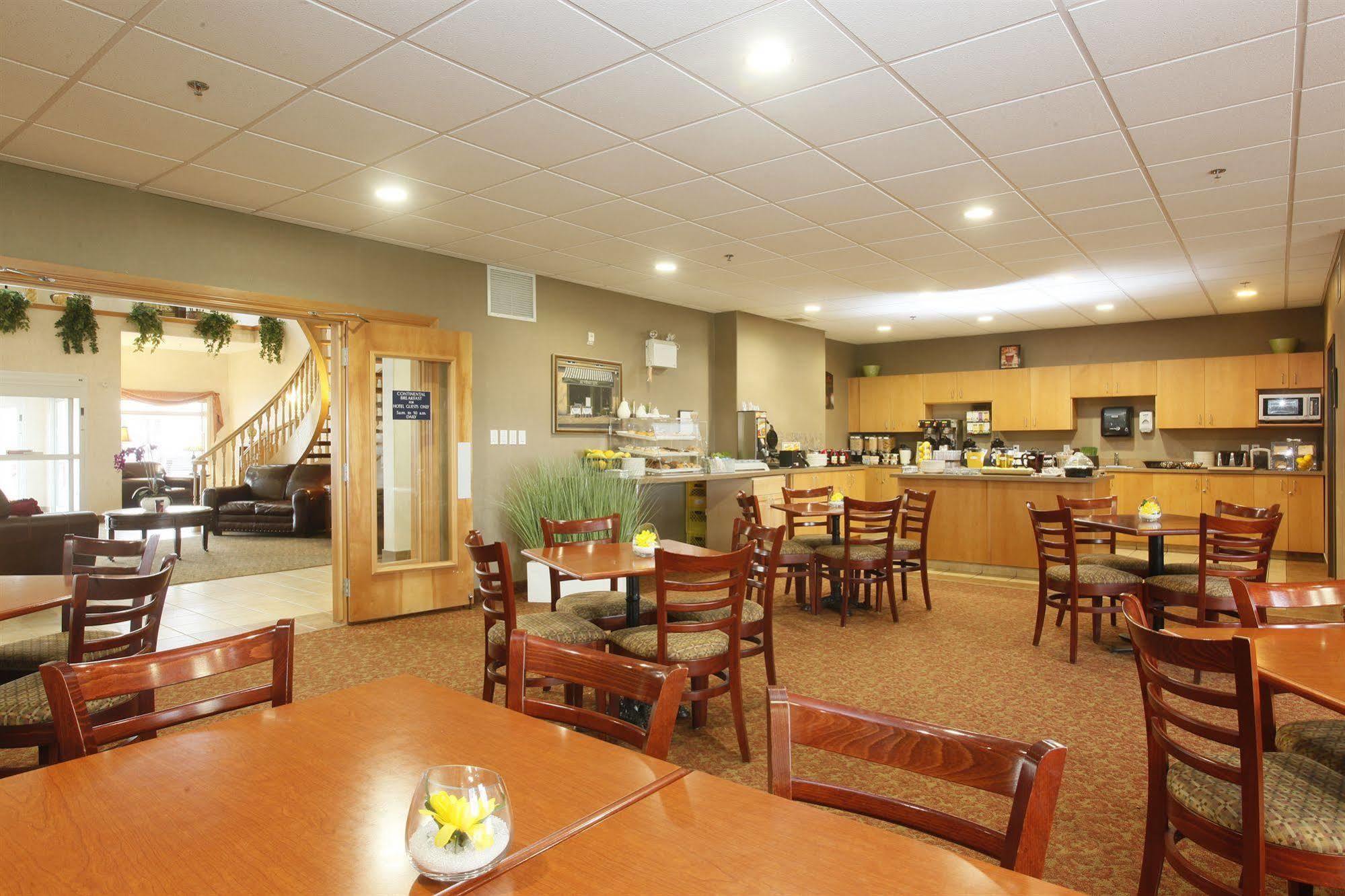 Stonebridge Hotel Dawson Creek Εξωτερικό φωτογραφία
