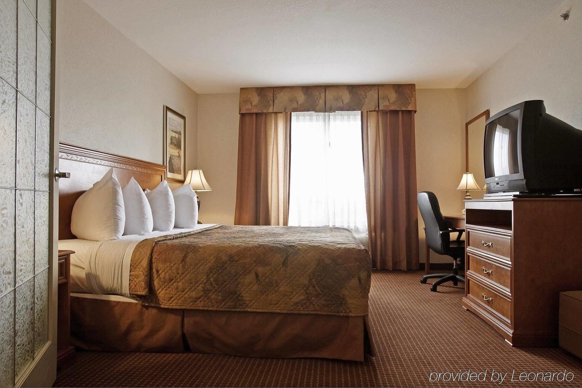 Stonebridge Hotel Dawson Creek Δωμάτιο φωτογραφία