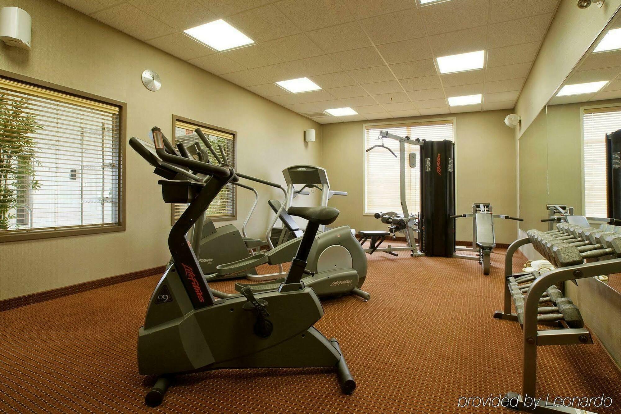 Stonebridge Hotel Dawson Creek Ανέσεις φωτογραφία
